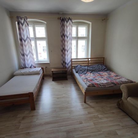 Apartament Przestronny apartament dla czterech osób Wrocław Zewnętrze zdjęcie