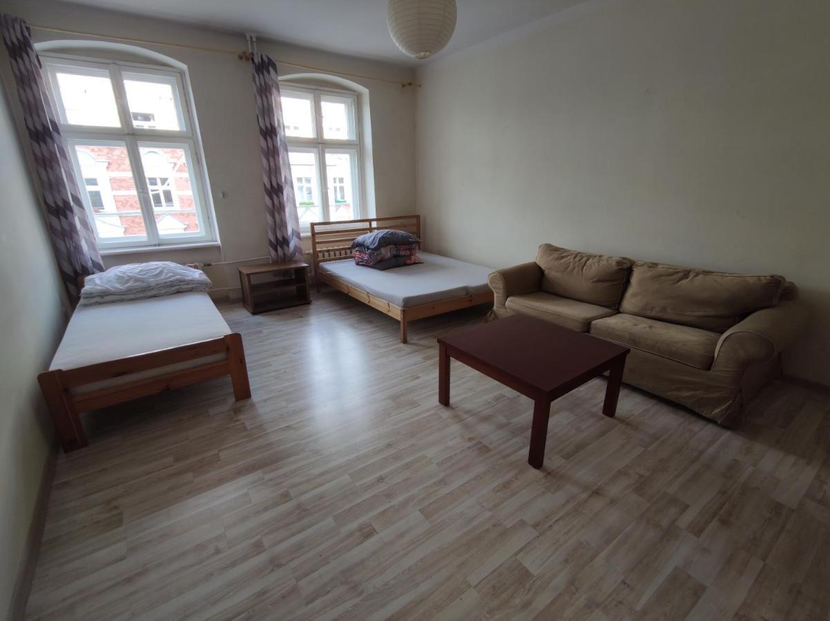 Apartament Przestronny apartament dla czterech osób Wrocław Zewnętrze zdjęcie