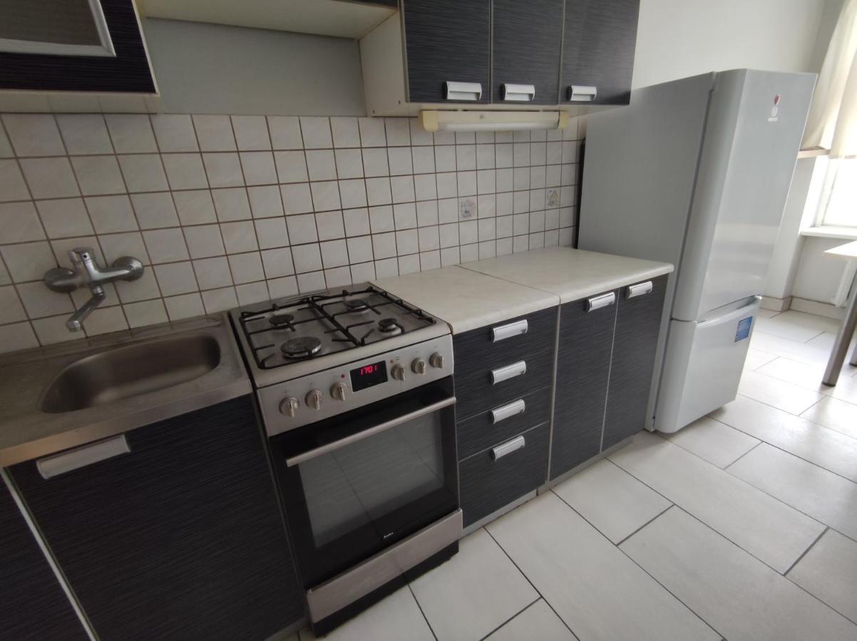Apartament Przestronny apartament dla czterech osób Wrocław Zewnętrze zdjęcie